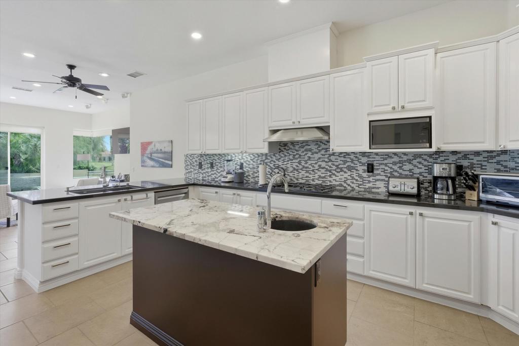 MLS #219136761DA image #14