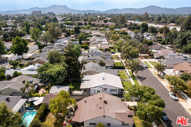 5760 Bucknell Avenue, Valley Village, California 91607, 3 Bedrooms Bedrooms, ,1 BathroomBathrooms,Single Family Residence,For Sale,Bucknell,24412677