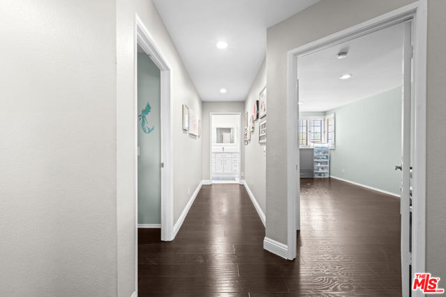 23716 Elkwood Street, West Hills CA: https://media.crmls.org/mediaz/98d06a64-a7c0-4777-8a25-e2079e525062.jpg
