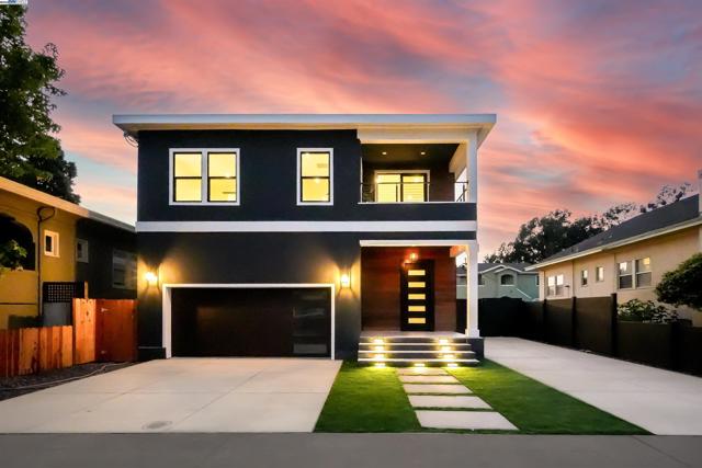 5229 Miles Ave, Oakland CA: https://media.crmls.org/mediaz/98d20737-2ab8-46ca-a075-156f067d2b98.jpg