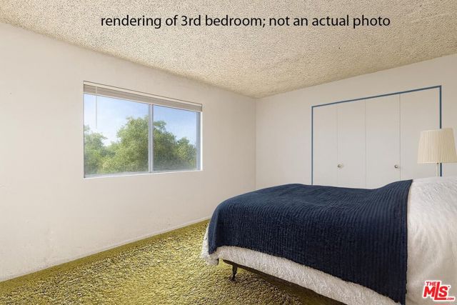 24561 Calvert Street, Woodland Hills CA: https://media.crmls.org/mediaz/98d226d2-6173-47a0-85ca-ae053acac2e3.jpg