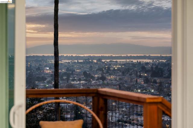 Image 21 of 54 For 7807 Outlook Ave