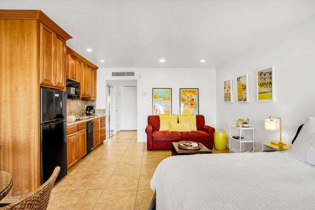 MLS #219121713DA image #4