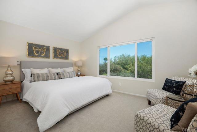 1766 Mount Way, Vista CA: https://media.crmls.org/mediaz/98d30a6f-2dbf-4d89-b784-eed4cc8a15f5.jpg