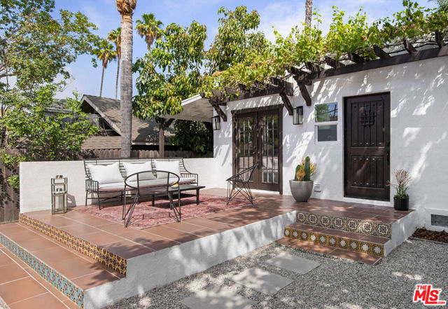 2919 Gleneden Street, Los Angeles CA: https://media.crmls.org/mediaz/98d49c6a-8d04-47f5-81e4-2370acb1a128.jpg
