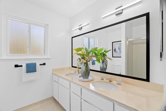 4198 Cherry Oaks Place, Palo Alto CA: https://media.crmls.org/mediaz/98d51262-8569-4968-8338-1f2464de59c9.jpg