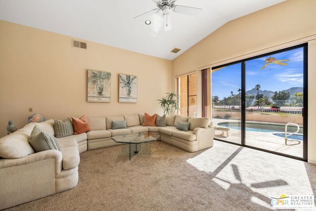 76797 California Drive, Palm Desert CA: https://media.crmls.org/mediaz/98d5cef2-9f61-4022-ac47-6e2005b3d518.jpg