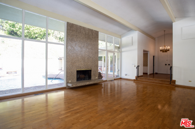 3 Bed Home for Sale in Los Angeles, California