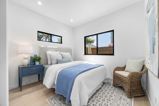 461 6th Avenue, Santa Cruz CA: https://media.crmls.org/mediaz/98d5f31b-b333-4b03-809c-fc4f2a96aa69.jpg