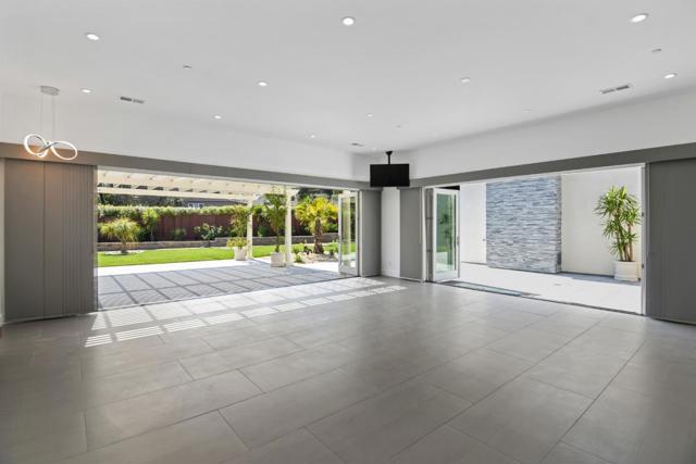 1505 Wedgewood Drive, Hillsborough CA: https://media.crmls.org/mediaz/98d5fd82-a748-4910-aaa7-be0f2cd41c66.jpg