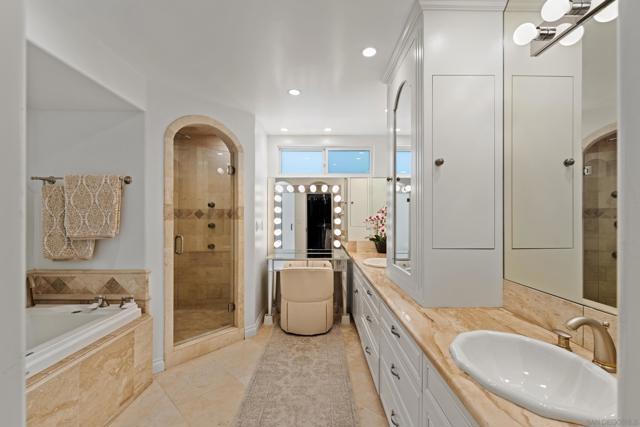Image 30 of 45 For 8412 La Jolla Shores Dr
