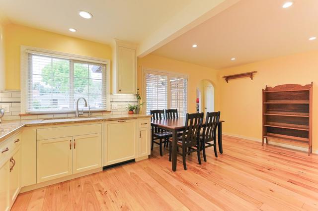 40 San Pedro Street, Salinas CA: https://media.crmls.org/mediaz/98d65c6e-5a5d-465e-a764-e4425a4f9e95.jpg