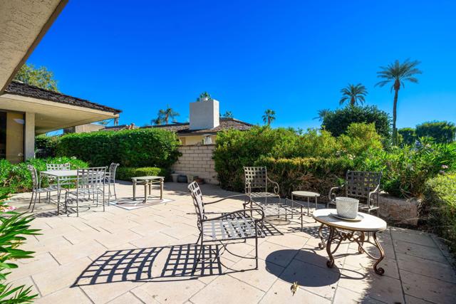 13 Duke Drive, Rancho Mirage CA: https://media.crmls.org/mediaz/98d6b8fb-6094-4a77-a70f-0bb6b2912d46.jpg