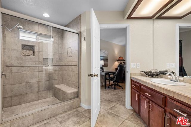 Image 13 of 24 For 68875 Hermosillo Road