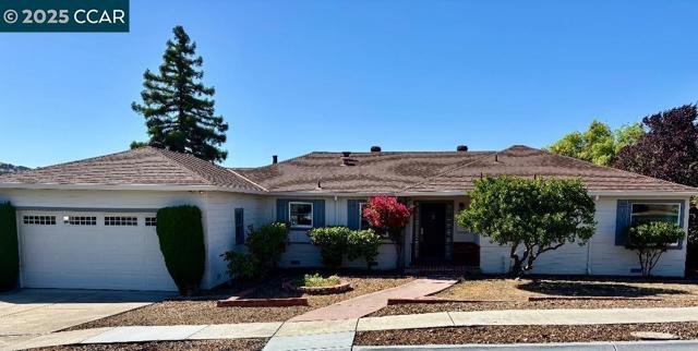 1011 Harbor View Dr, Martinez CA: https://media.crmls.org/mediaz/98d7d1a9-8b34-45cf-8c72-4a8b1aca75aa.jpg