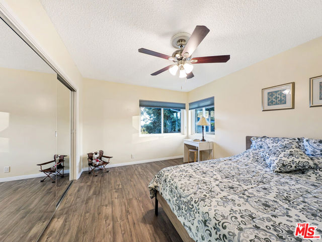 3308 Sparr Boulevard, Glendale CA: https://media.crmls.org/mediaz/98d9ef00-8e9a-4d2f-80d4-bb53332b46aa.jpg