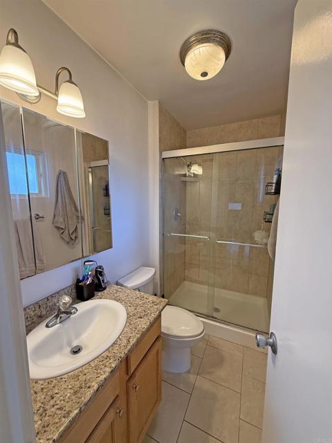 Detail Gallery Image 9 of 13 For 7101 Teasdale Ave., San Diego,  CA 92122 - 3 Beds | 2 Baths