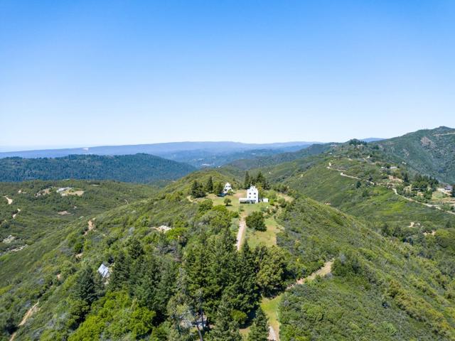 110 Silverline Road, Los Gatos CA: https://media.crmls.org/mediaz/98db8a46-b8c5-45e1-8091-04ef181494fd.jpg