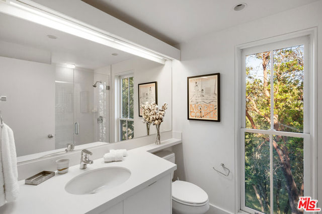 351 Wall Road, Napa CA: https://media.crmls.org/mediaz/98dc9701-1369-4515-8c37-676b75e27eff.jpg