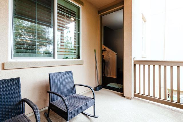 Detail Gallery Image 6 of 24 For 647 E Mustang St, Camarillo,  CA 93010 - 3 Beds | 2/1 Baths