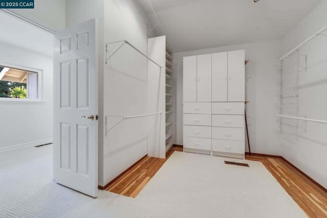 9 Irvine Drive, Moraga CA: https://media.crmls.org/mediaz/98de7bcd-80d9-4b7f-b712-4ba75dc62275.jpg