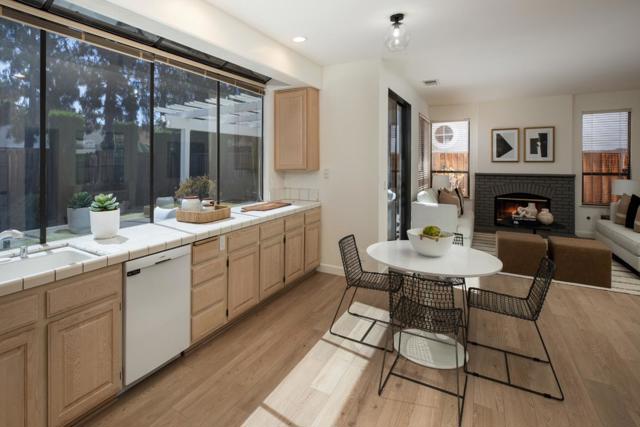 2094 Paseo Del Oro, San Jose CA: https://media.crmls.org/mediaz/98de925d-d4b9-4133-9dbb-fea3f701d73f.jpg