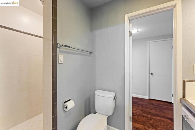 5235 Adelaide WAY, Carmichael CA: https://media.crmls.org/mediaz/98e02901-6110-4789-9ce6-e9be08c97f27.jpg