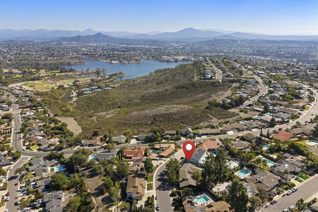 6346 Ridge Manor Avenue, San Diego CA: https://media.crmls.org/mediaz/98e1a23c-555e-438b-90da-5bc7dedde882.jpg