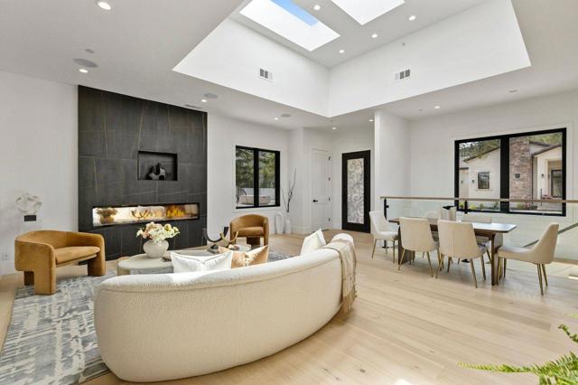 18061 Saratoga Los Gatos Road, Monte Sereno CA: https://media.crmls.org/mediaz/98e24e74-dfc8-4b74-bf53-0f1340348bf8.jpg