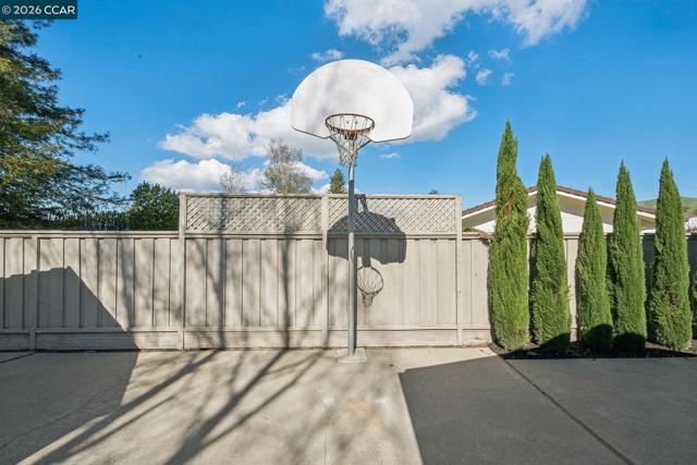 Image 36 of 38 For 342 Constance Pl