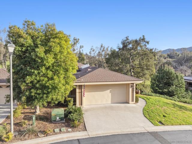 Image 36 of 53 For 29881 Circle R Creek Ln