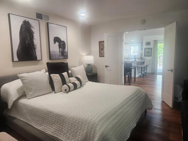 1478 S Camino Real, Palm Springs CA: https://media.crmls.org/mediaz/98e35682-3287-4ee6-b209-8a0ba1abed9b.jpg