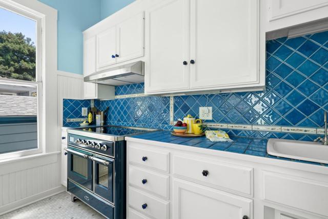 505 Cayuga Street, Santa Cruz CA: https://media.crmls.org/mediaz/98e381ae-848c-489b-877c-2a88a8803dbf.jpg