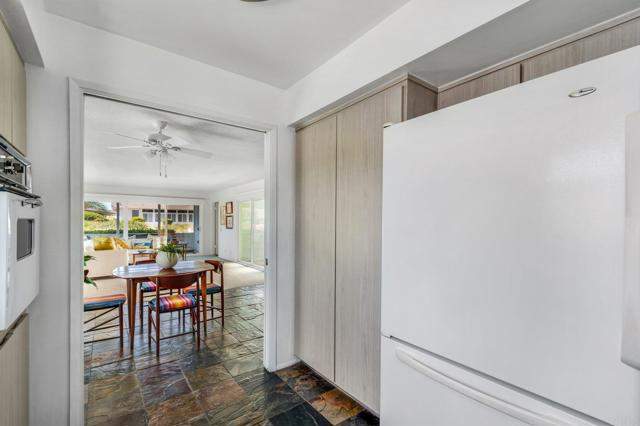 Detail Gallery Image 9 of 25 For 3655 Vista Campana N #6,  Oceanside,  CA 92057 - 2 Beds | 2 Baths