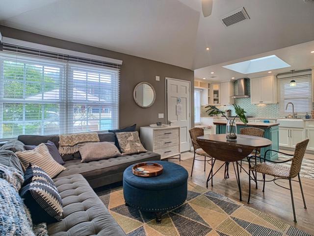 817 819 San Luis Rey Pl, San Diego CA: https://media.crmls.org/mediaz/98e5a6da-f15b-4791-8863-fef040b695de.jpg