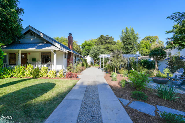 1100 Meridian Avenue, South Pasadena CA: https://media.crmls.org/mediaz/98e77d35-8526-473e-9b72-4b2d26096567.jpg