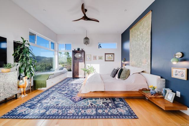 403 Black Canyon Place, Ramona CA: https://media.crmls.org/mediaz/98e7c778-b3cc-450b-8858-ed17a782397b.jpg