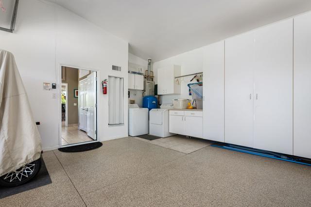 48170 Hjorth Street, Indio CA: https://media.crmls.org/mediaz/98e7ce9c-5836-417c-be53-31cef51f3bf6.jpg