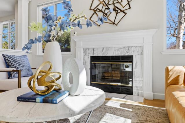 800 Fountain Park Lane, Mountain View CA: https://media.crmls.org/mediaz/98e8049f-d1a1-4bda-a8d8-7c6285cde66b.jpg