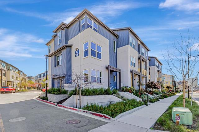 1966 Tarob Court, Milpitas CA: https://media.crmls.org/mediaz/98eae625-c32e-4493-ab72-67d8092c9226.jpg