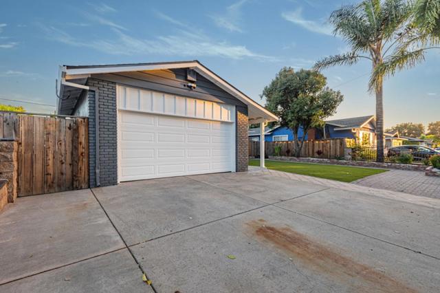 342 Swaps Drive, San Jose CA: https://media.crmls.org/mediaz/98eb2069-55e7-484f-81cd-bdb57de85a29.jpg