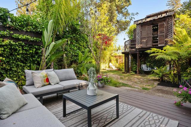 618 Occidental Avenue, San Mateo CA: https://media.crmls.org/mediaz/98ecd6c1-1cbf-4c7b-9154-a26bca4f6c31.jpg