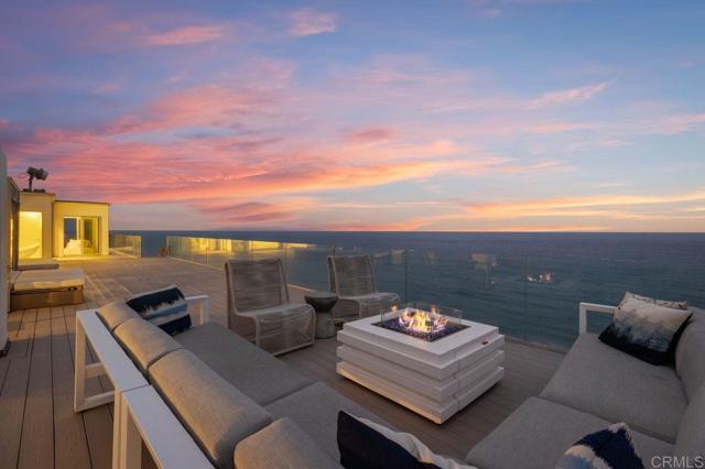 Detail Gallery Image 8 of 47 For 806 4th St, Encinitas,  CA 92024 - 5 Beds | 5/2 Baths