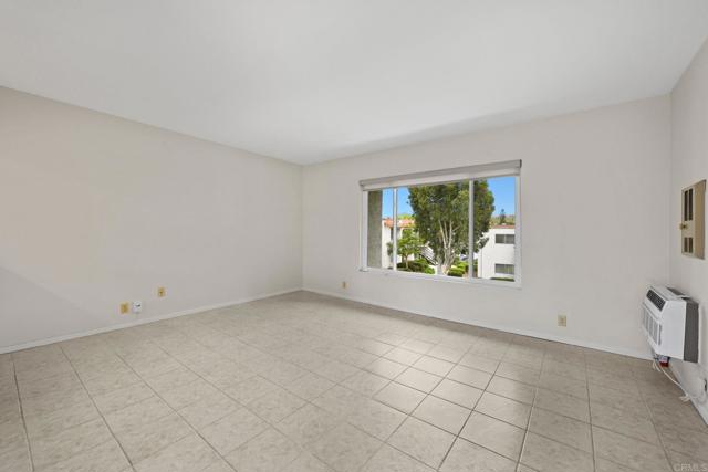 Detail Gallery Image 6 of 27 For 230 Candice Pl, Vista,  CA 92083 - 1 Beds | 1 Baths