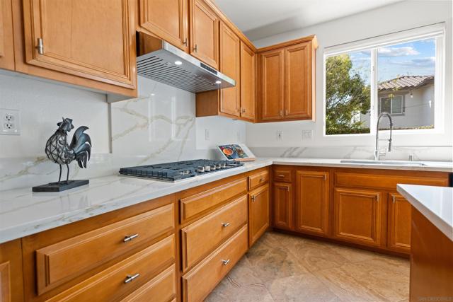 1726 BLUE WATER LANE, San Marcos CA: https://media.crmls.org/mediaz/98ee6519-9f0c-4c32-85c8-b3b59387acf8.jpg