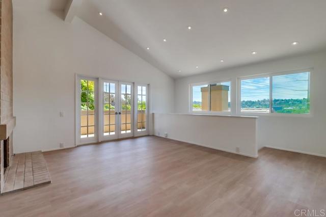 Detail Gallery Image 10 of 42 For 6055 Cirrus St, San Diego,  CA 92110 - 2 Beds | 2 Baths