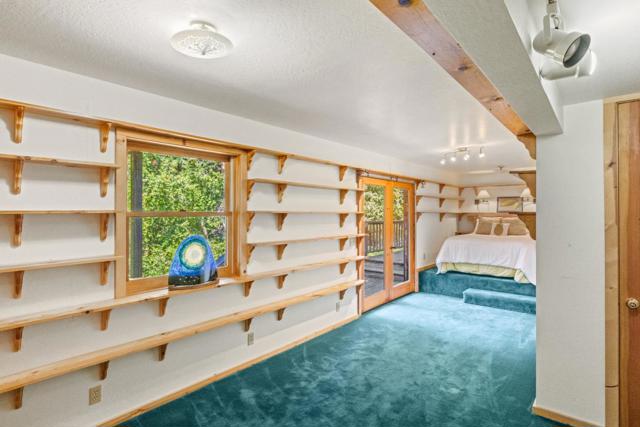 994 Laurel Grove Drive, Soquel CA: https://media.crmls.org/mediaz/98efbe89-97c2-4183-aef4-c40f54259624.jpg