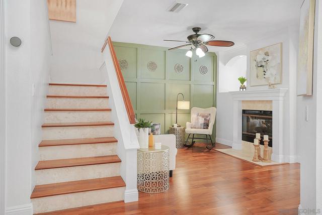 731 Edgewater Dr, Chula Vista CA: https://media.crmls.org/mediaz/98efd627-9dbf-4eb3-bd31-ddd4bb9f6e3d.jpg