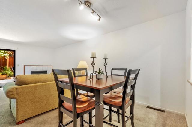 1555 Hecker Pass Road, Gilroy CA: https://media.crmls.org/mediaz/98f0178c-2623-4412-95bf-da7153598272.jpg