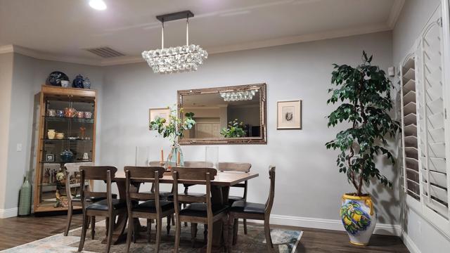 1002 Alta Cresta, Palm Springs CA: https://media.crmls.org/mediaz/98f1d1c5-cfce-4414-8388-1ca6bb90a220.jpg